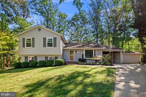 9515 Stevebrook Rd, FAIRFAX, VA, 22032-2033 | Card Image