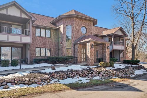 6565 N Green Bay Ave, GLENDALE, WI, 53209-3471 | Card Image