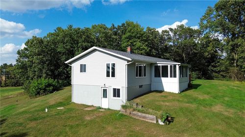 4432 County Highway M S, Elk Mound, WI, 54739-4141 | Card Image