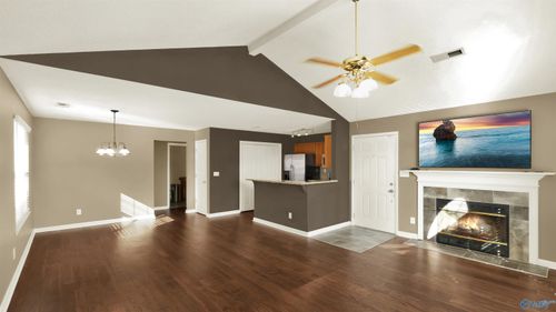 269 Waters Edge Ln, Madison, AL, 35758-2587 | Card Image