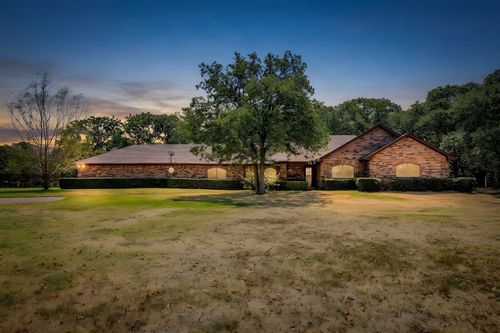 10100 Crestline Trail, Burleson, TX, 76028 | Card Image
