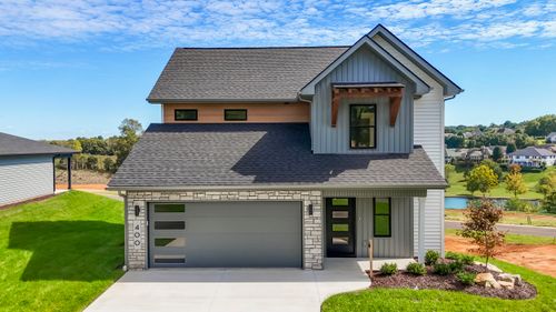 400 Noes Chapel Rd, Morristown, TN, 37814-2151 | Card Image