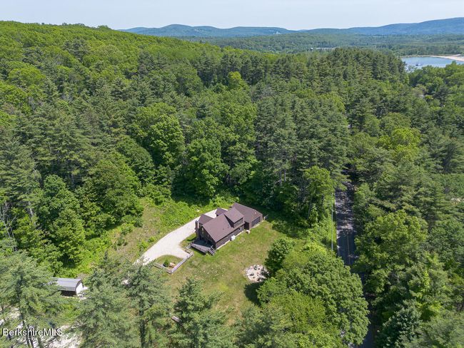 20 Hillside Ln, House other with 3 bedrooms, 2 bathrooms and 3 parking in Ashley Falls MA | Image 47