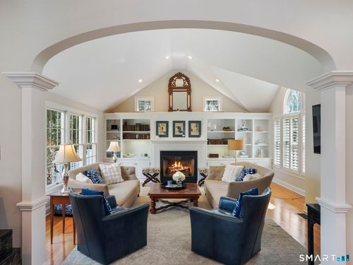 34 Horseshoe Rd, Wilton, CT, 06897-3402 | Card Image