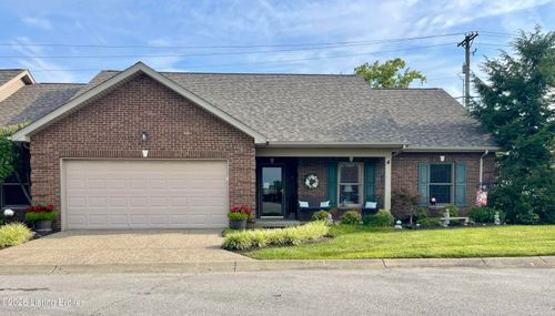 36 Trace Ln, Shelbyville, KY, 40065-8516 | Card Image