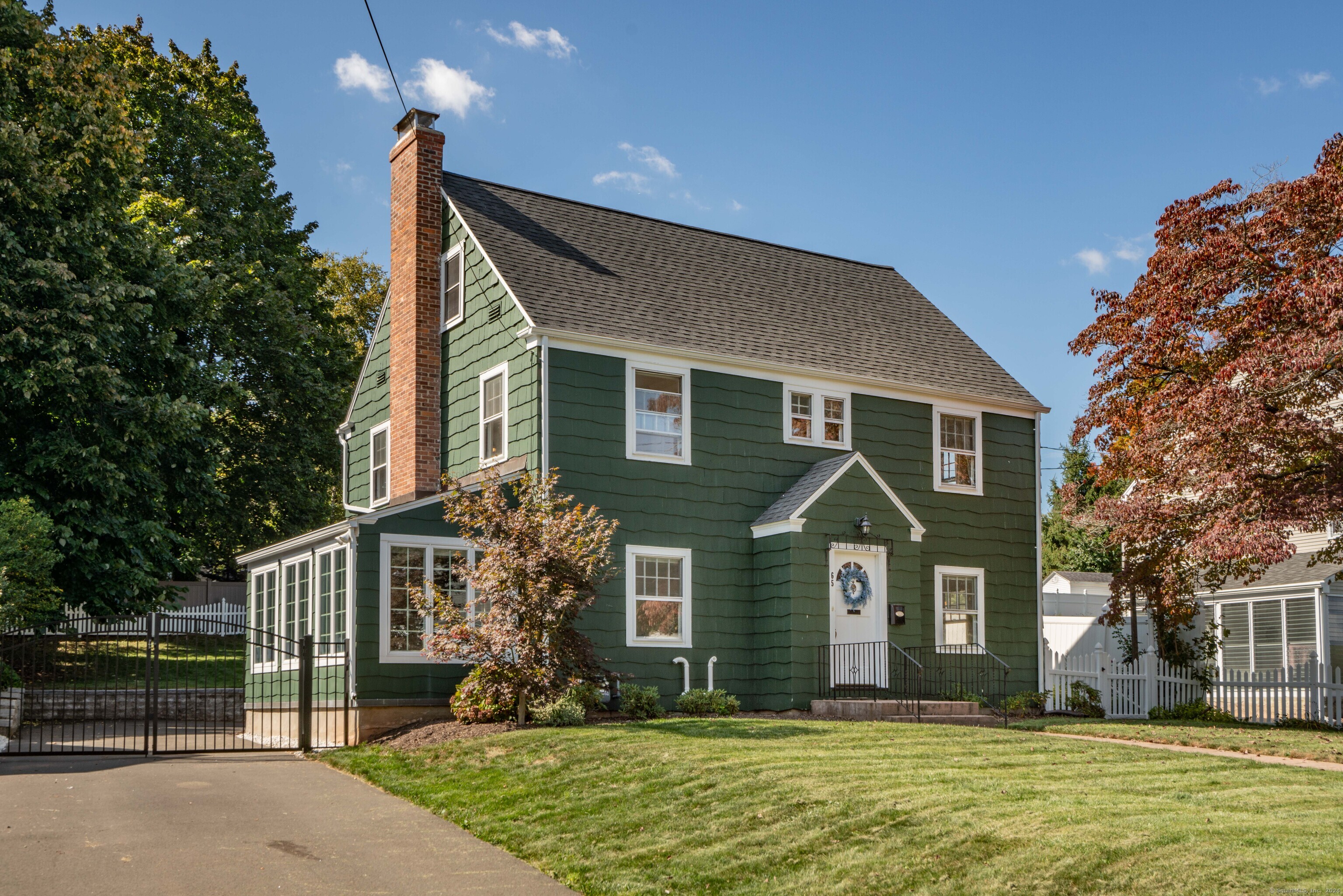 Bonny View Rd, West Hartford, CT 06107