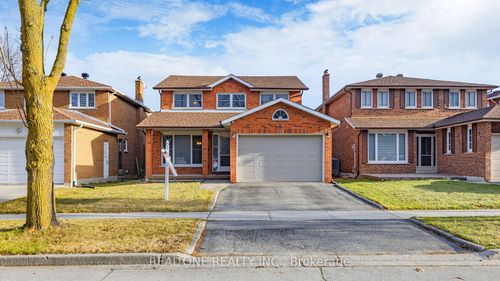 133 Risebrough Circt, Markham, ON, L3R3E1 | Card Image