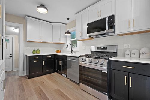 110 N Harrison Street, North Prairie, WI, 53153 | Card Image