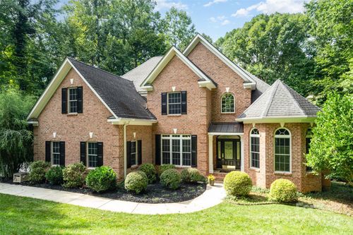 112 Eagle Chase Ln, Troutman, NC, 28166-8802 | Card Image
