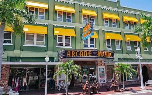 apt-24-2271 1st St, FORT MYERS, FL, 33901-2961 | Card Image