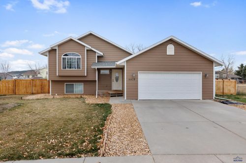 4419 Three Rivers Dr, Rapid City, SD, 57701-4303 | Card Image