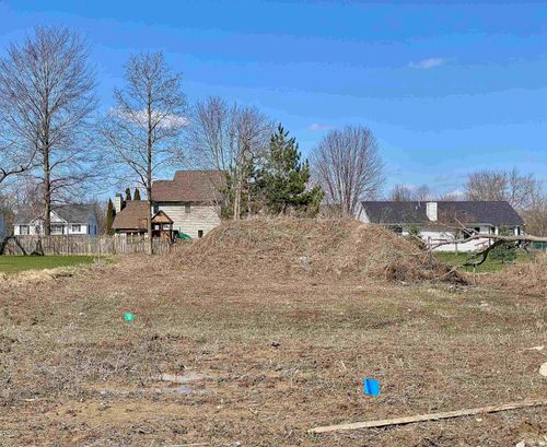 #21 Eagle Forest Dr, Freeland, MI, 48623 | Card Image