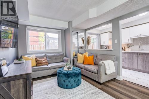69-45 Wylie Cir, Halton Hills, ON, L7G5M1 | Card Image