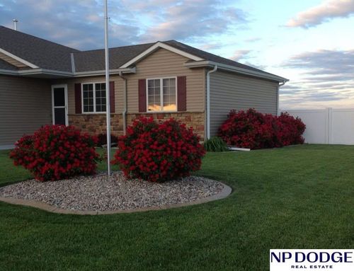 2100 Nw 45th St, Lincoln, NE, 68528-1934 | Card Image