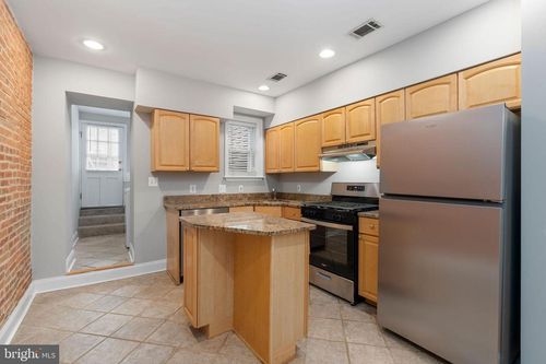 1109 S Baylis St, BALTIMORE, MD, 21224-5204 | Card Image