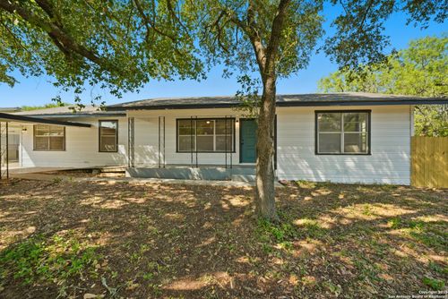 7635 Dove Dr, San Antonio, TX, 78223-6047 | Card Image