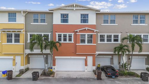 unit-6-500 Pacific Grove Dr, West Palm Beach, FL, 33401-8340 | Card Image