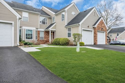 166 Aster Ct, Whitehouse Station, NJ, 08889-2032 | Card Image