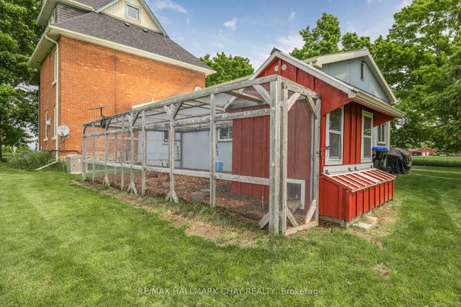 4735 20 Th Sideroad, House other with 4 bedrooms, 3 bathrooms and 4 parking in Thornton ON | Image 8