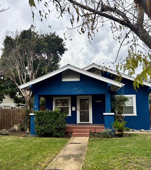 1261 N Glenn Ave, Fresno, CA, 93728-2013 | Card Image