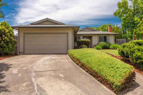 2454 Dunaway Dr, Santa Rosa, CA, 95403-2345 | Card Image