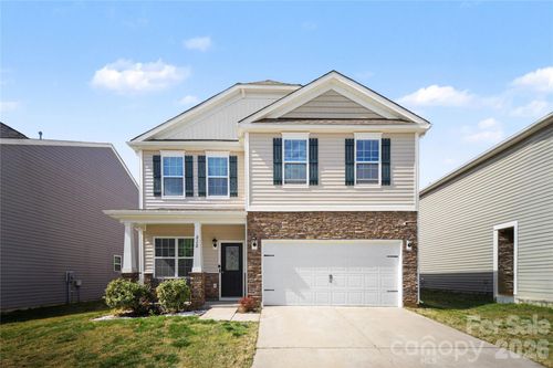 828 Larmore Ave, Charlotte, NC, 28216-1380 | Card Image