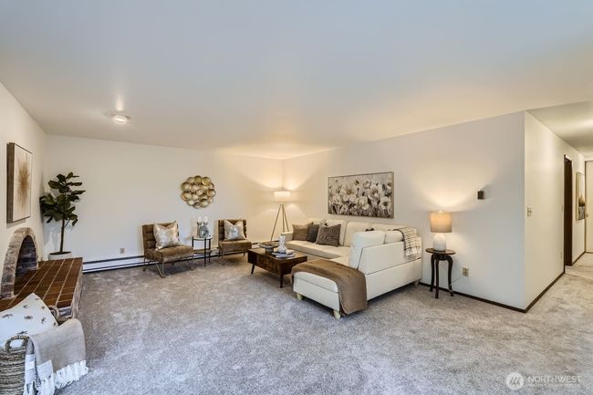 APT-101 - 3434 25 Th Ave W, Condo with 2 bedrooms, 2 bathrooms and 1 parking in Seattle WA | Image 4