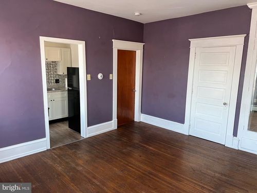 221 S Reading Ave, BOYERTOWN, PA, 19512-1821 | Card Image