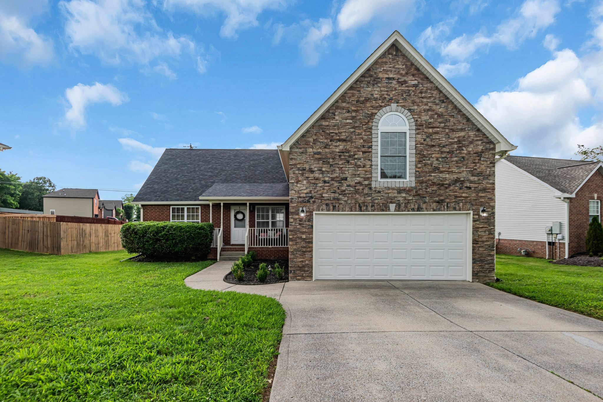 Sir Barton Ct, Mount Juliet, TN 37122