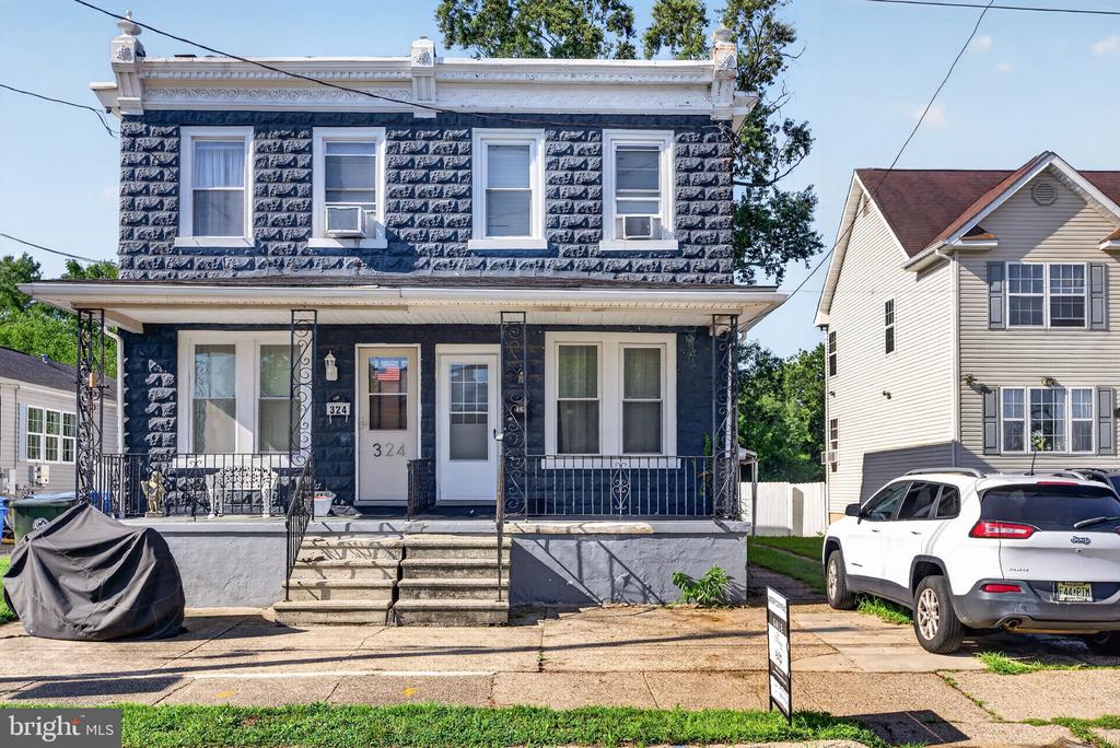 Residential in BURLINGTON