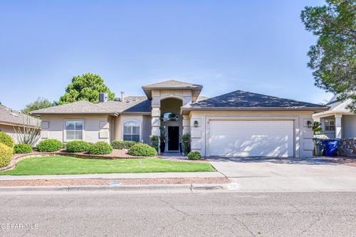 7001 Rock Canyon Dr, El Paso, TX, 79912-7656 | Card Image