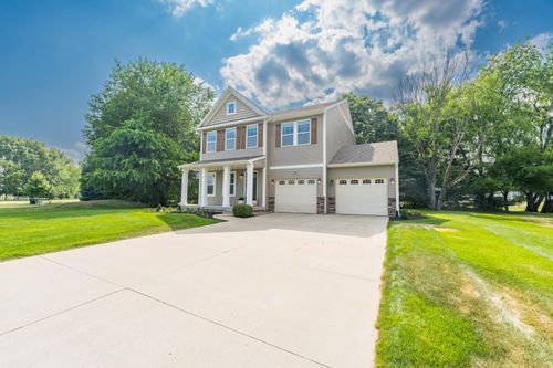 7620 Stablebrook Cir, Kalamazoo, MI, 49009-3915 | Card Image