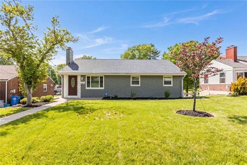 4952 Mcanulty Rd, Pittsburgh, PA, 15236-1929 | Card Image