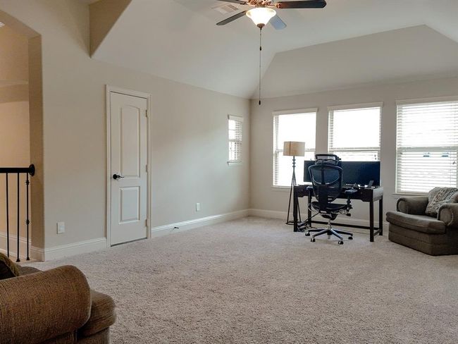 Upstairs loft is open & airy, yet quiet | Image 18