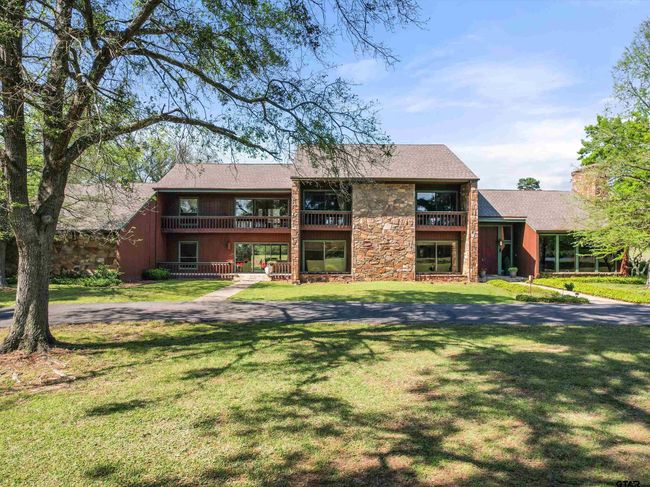 1173 Fm 130, Home with 4 bedrooms, 4 bathrooms and null parking in Daingerfield TX | Image 5
