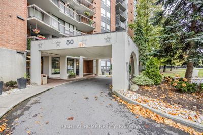 314 - 50 Mississauga Valley Blvd, Condo with 3 bedrooms, 2 bathrooms and 1 parking in Mississauga ON | Image 2