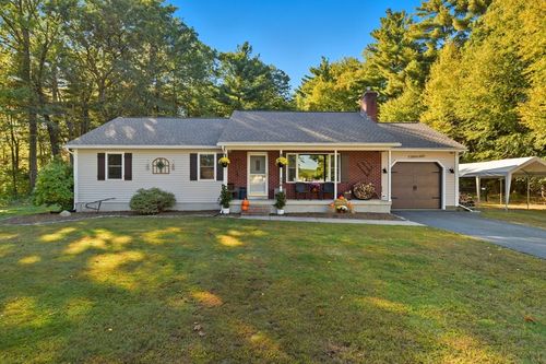 178 County Rd, Southampton, MA, 01073-9547 | Card Image