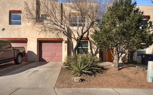5227 Chris Ct Nw, Albuquerque, NM, 87120-1056 | Card Image