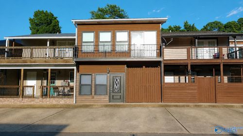 4322 Vista Dr, Guntersville, AL, 35976-2622 | Card Image