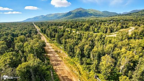 9541 E Hatchers Landing Ave, Palmer, AK, 99645 | Card Image