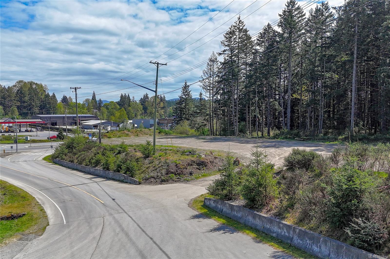 Commercial Lease in Duncan 4