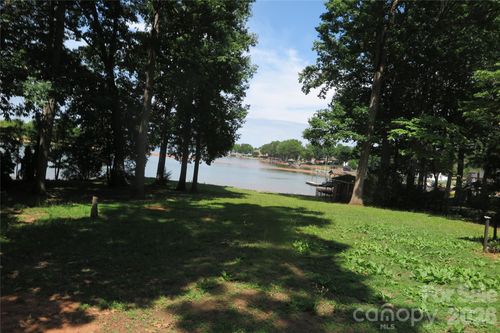 2844 Morris Ln, Denver, NC, 28037-9353 | Card Image