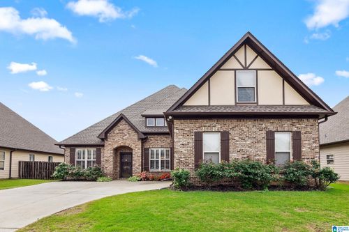 1390 Mountain Ln, GARDENDALE, AL, 35071-4200 | Card Image