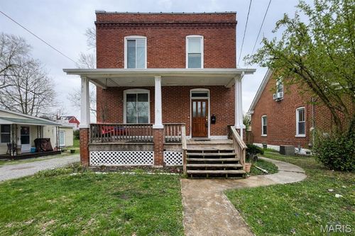 28 S 11th St, Belleville, IL, 62220-1817 | Card Image