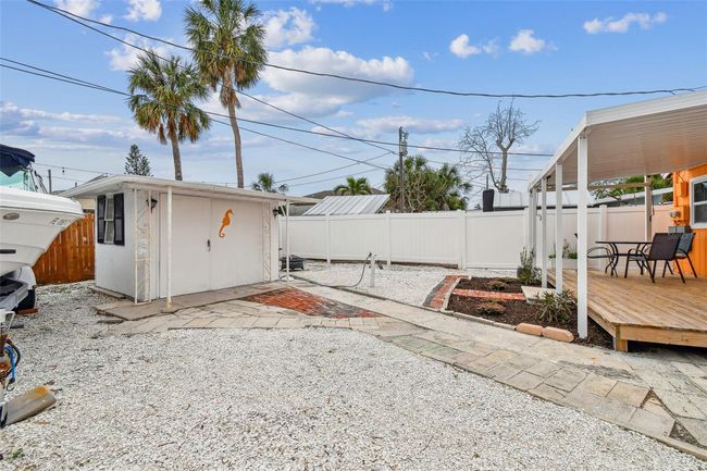 13320 2 Nd St E, Home with 2 bedrooms, 2 bathrooms and null parking in Madeira Beach FL | Image 39