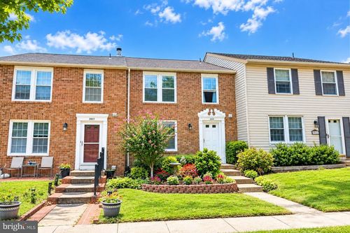 3929 Plum Run Ct, FAIRFAX, VA, 22033-1421 | Card Image