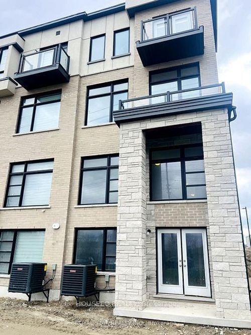 {{alt}} | Card Image