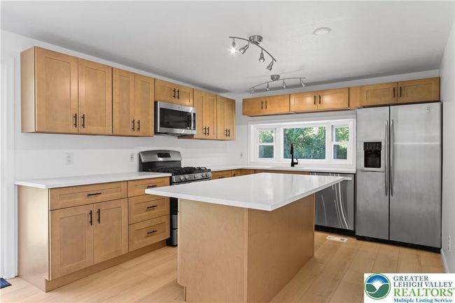 1225 Meyer Dr, House other with 3 bedrooms, 2 bathrooms and null parking in WALNUTPORT PA | Image 11