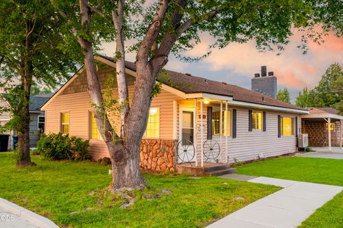 1056 Sw 12th Street, Redmond, OR, 97756 | Card Image