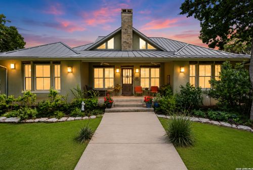 241 Ammann Rd, Boerne, TX, 78015-4676 | Card Image